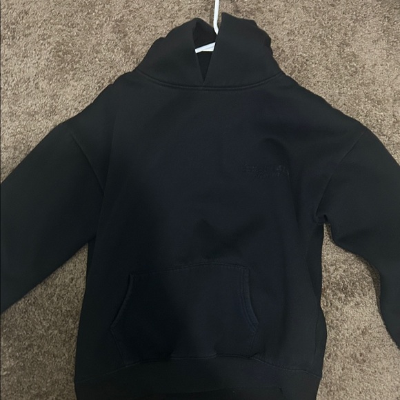 Essentials Other - Essentials Classic Black Top